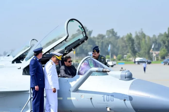 Pakistan Air Force takes delivery of its first six J 10C fighters