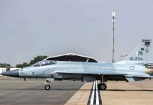 Pakistans JF 17 fighter jets take to the skies at Bahrain Airshow