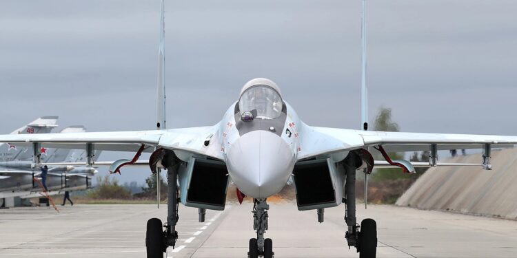 China to buy Sukhoi SU 35 fighters from Russia