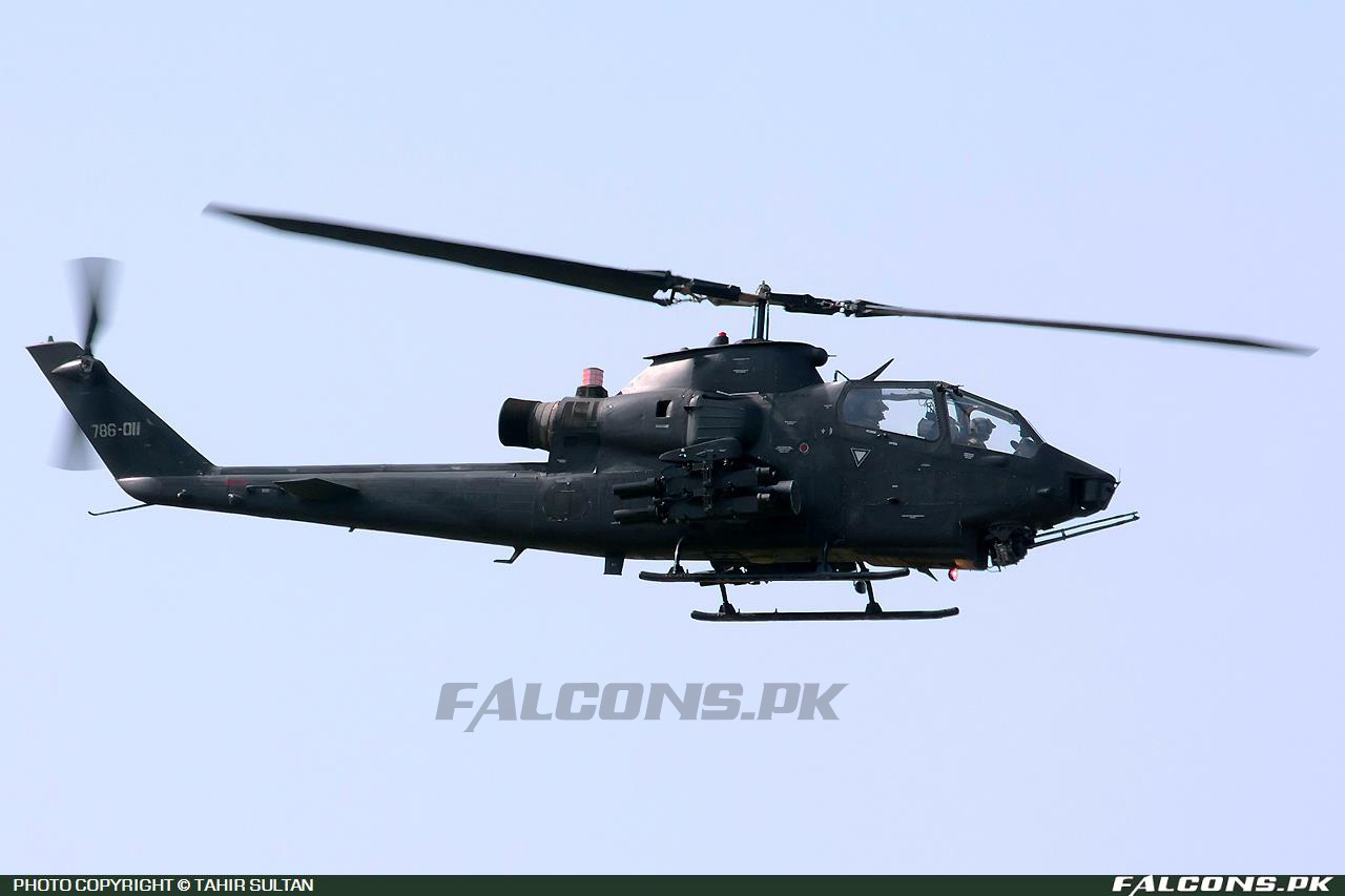 Pakistan Army Aviation Bell AH-1F Cobra, Reg: 786-011 (Photo by Tahir Sultan)