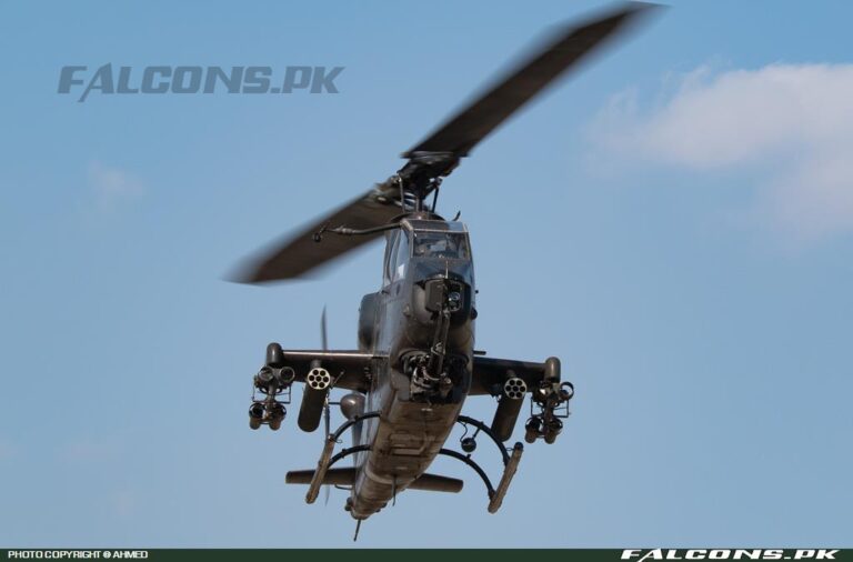 Pakistan Army Aviation Bell AH-1F Cobra, Reg: 786-007 (Photo by Ahmed)