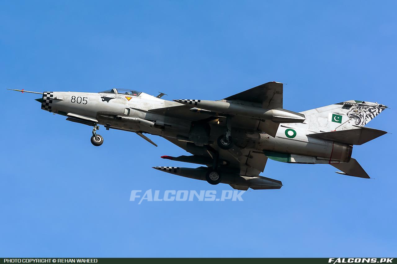 Pakistan Air Force (PAF) Chengdu F-7PG, Reg: 01-805 (Photo by Rehan Waheed)