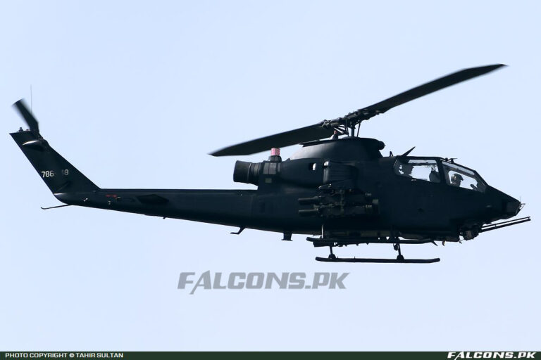 Pakistan Army Aviation Bell AH-1F Cobra, Reg: 786-009 (Photo by Tahir Sultan)