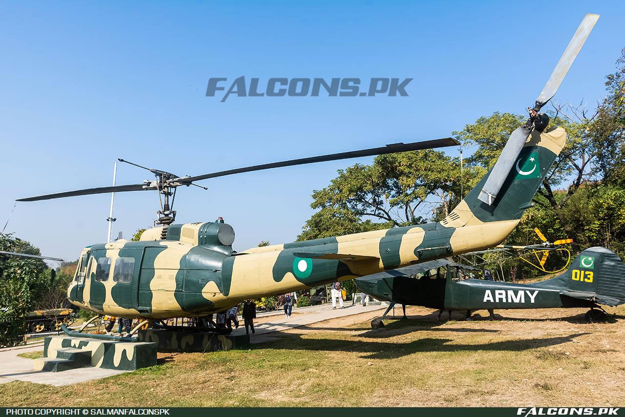Pakistan Army Aviation Bell UH-1 Iroquois, Reg: 6-4364 (Photo by SalmanFalconsPK)