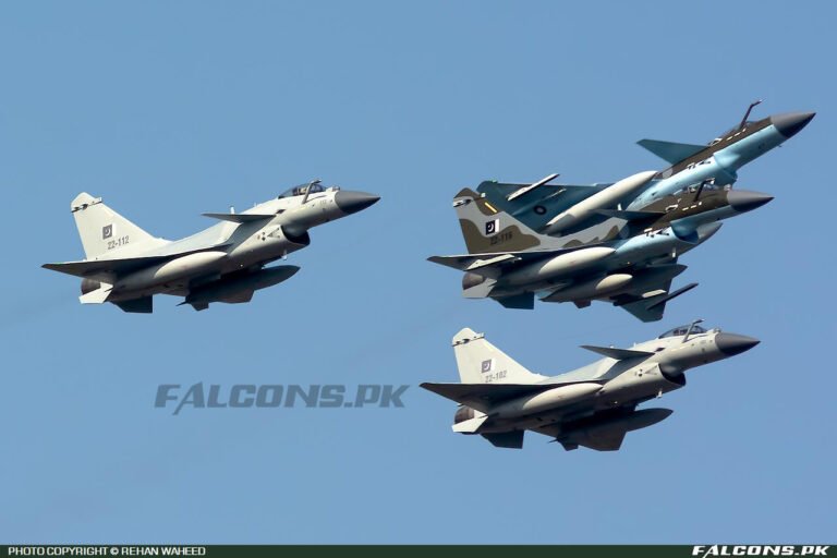 Pakistan Air Force (PAF) Chengdu J-10C, Reg: 22-112 - Photo by Rehan Waheed