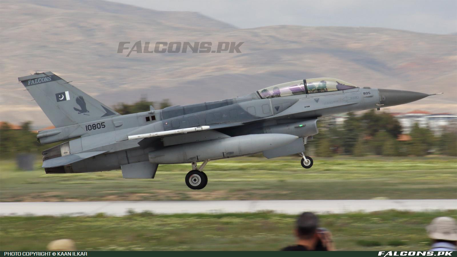 Pakistan Air Force (PAF) Lockheed Martin F-16D Fighting Falcon, Reg: 10805 - Photo by Kaan ILKAR