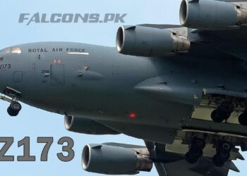 Boeing C-17A Globemaster III ZZ173 Royal Air Force Approaches for Landing