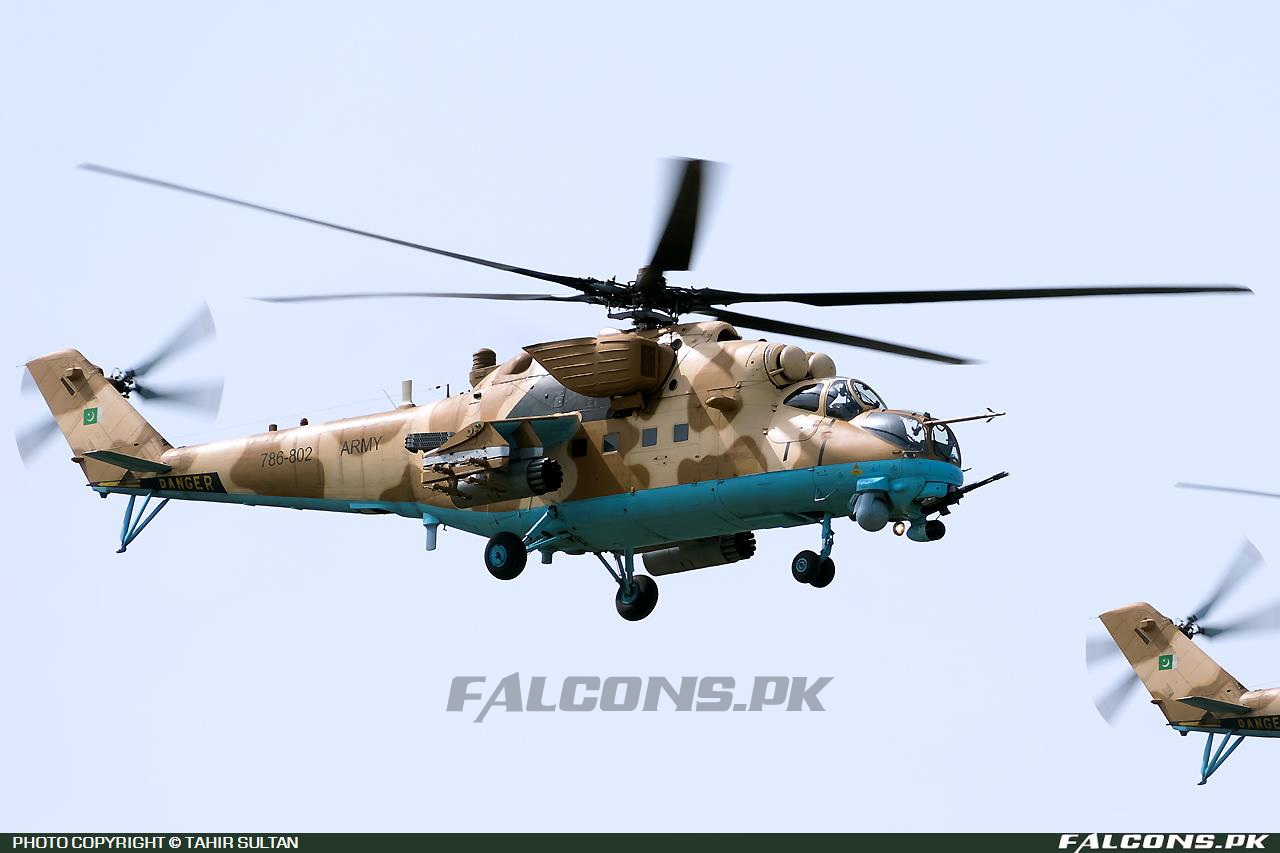 Pakistan Army Aviation Mil Mi-35M Hind, Reg: 786-802 (Photo by Tahir Sultan)