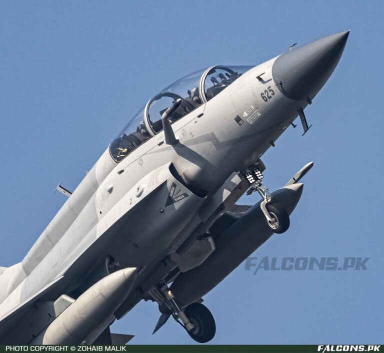Pakistan Air Force (PAF) JF-17B Thunder, Reg: 20-625 (Photo by Zohaib Malik)