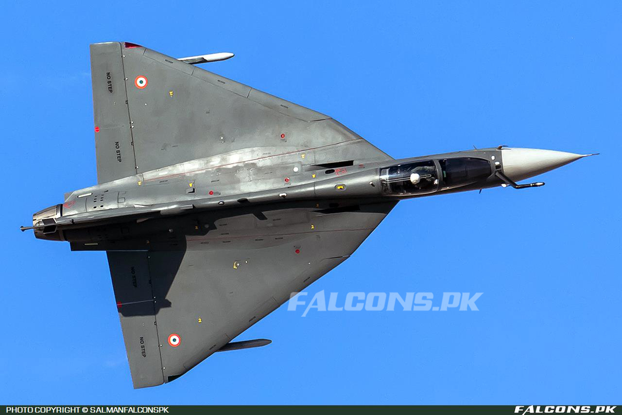 Indian Air Force (IAF) HAL Tejas Mk.1, Reg: LA-5020 (Photo by SalmanFalconsPK)