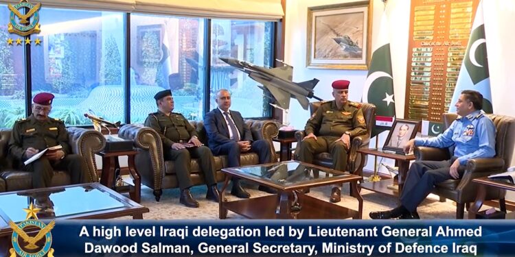 Iraqi delegation visits Air Headquarters