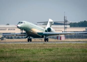 Dassault advances Falcon 10X Program with successful maiden flight