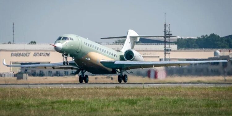 Dassault advances Falcon 10X Program with successful maiden flight